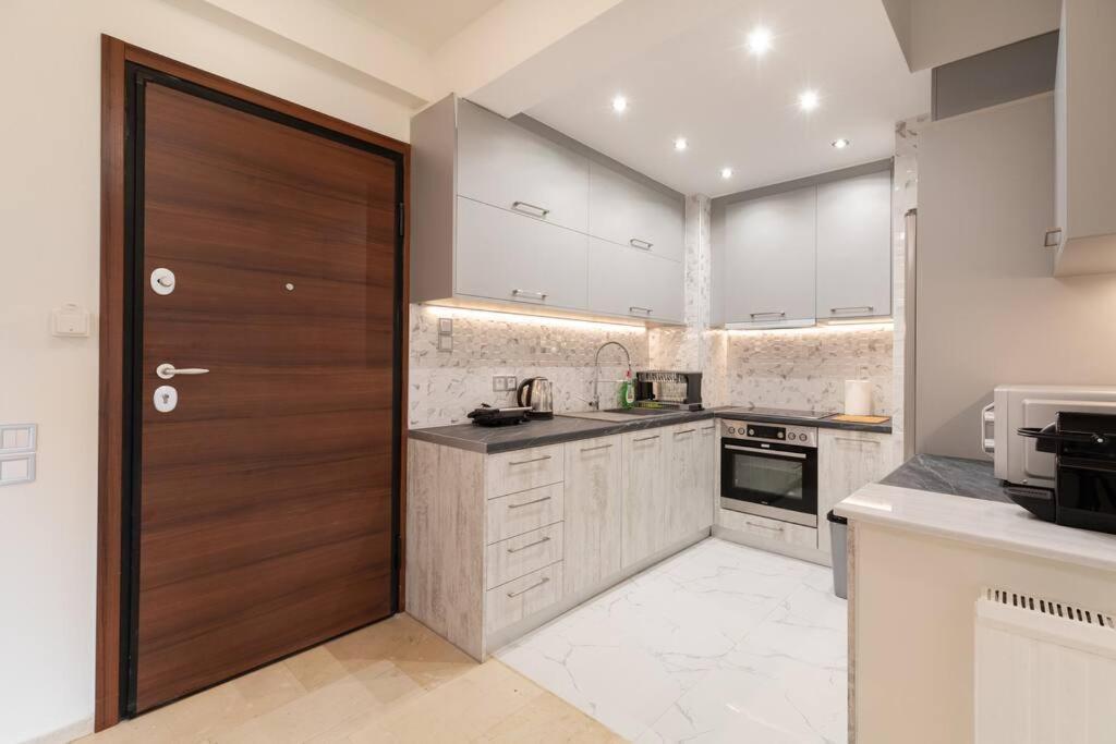 Comfy Flat Near Edem Beach By Atheniankeys Екстер'єр фото