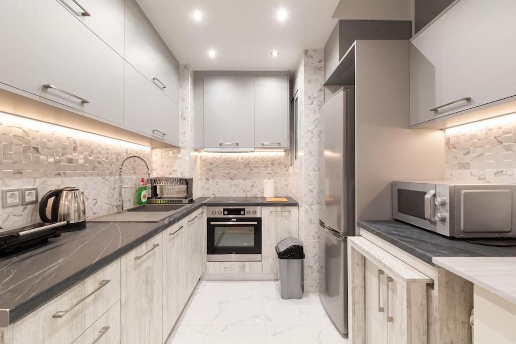Comfy Flat Near Edem Beach By Atheniankeys Екстер'єр фото